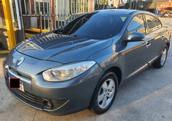 RENAULT FLUENCE 2.0 DYNAMIQUE 16V FLEX 4P AUTOMÁTICO RENAULT FLUENCE 2.0 DYNAMIQUE 16V FLEX 4P AUTOMÁTICO